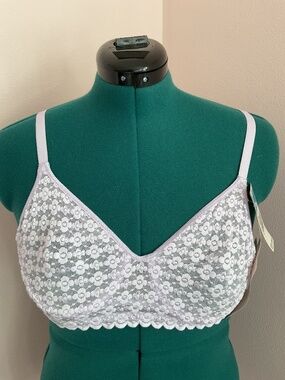 NWT Olga Simply Perfect Lace Underwire Bra 38B